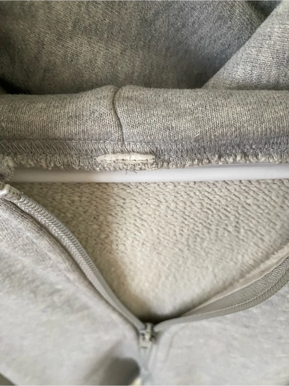ALO Yoga Renown Gray Full-Zip Hoodie